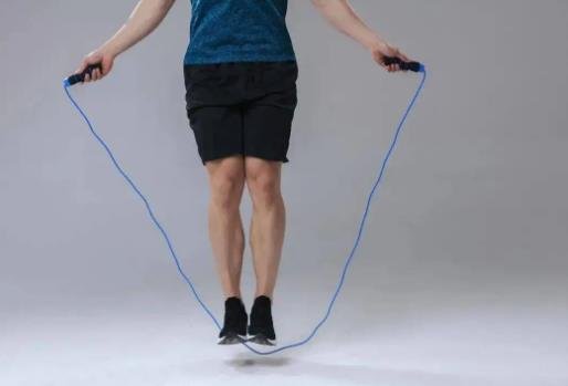 跳绳能减肥吗主要瘦哪里，跳绳是一项瘦全身的减肥运动