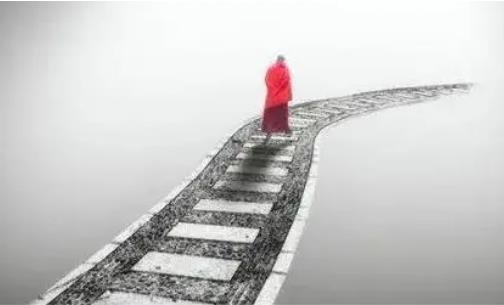 去世的人越疼愛誰越不托夢，想用這種不打擾的方法疼愛她