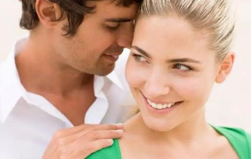 女人体香在哪个部位最浓，乳房和背部的味道比较强烈